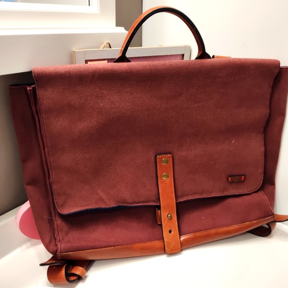 🥰 EUC Levi’s Brand Unisex Use Canvas/Genuine Leather Trim Oversized Backpack, L - Picture 2 of 14